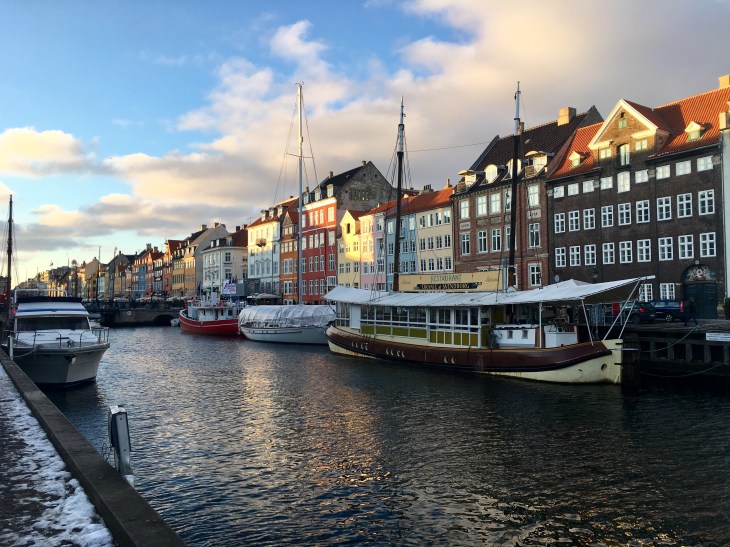 8FF35FCC-2678-4271-8C84-5A9495419A1D