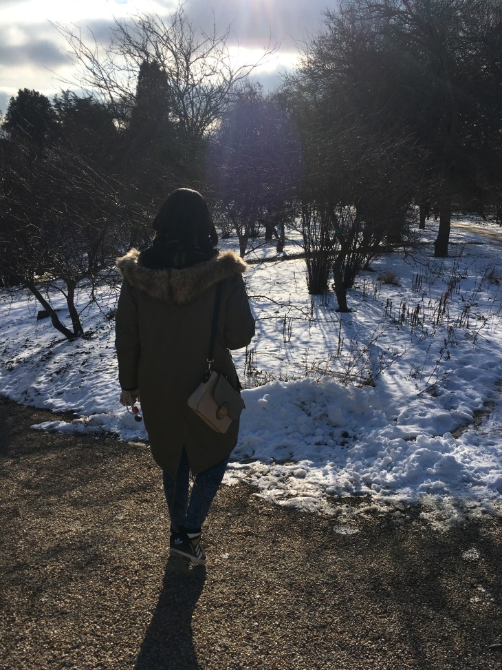 EE4E323E-0D40-44A2-9950-BD7A240204BE