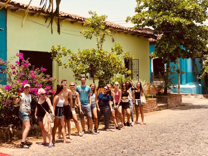 EFC911A7-968A-44F1-B8A6-6D0CB4920CFE