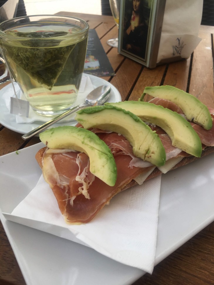 0A92327F-32A2-42A9-BE7F-FD895C92903B