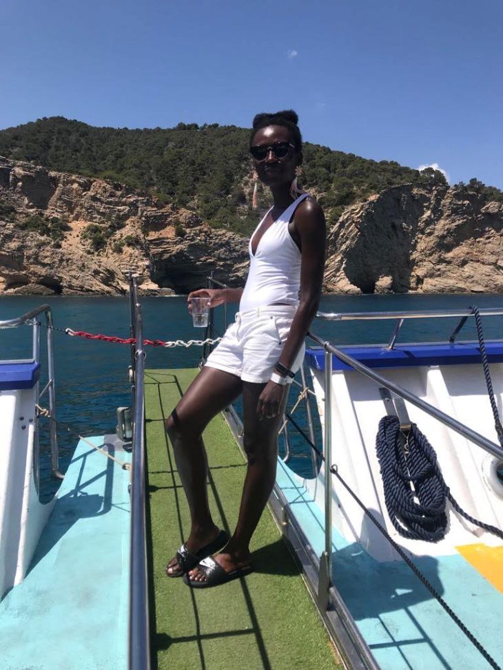 3A99BEE4-B15E-41EF-B950-A25B57591FDA