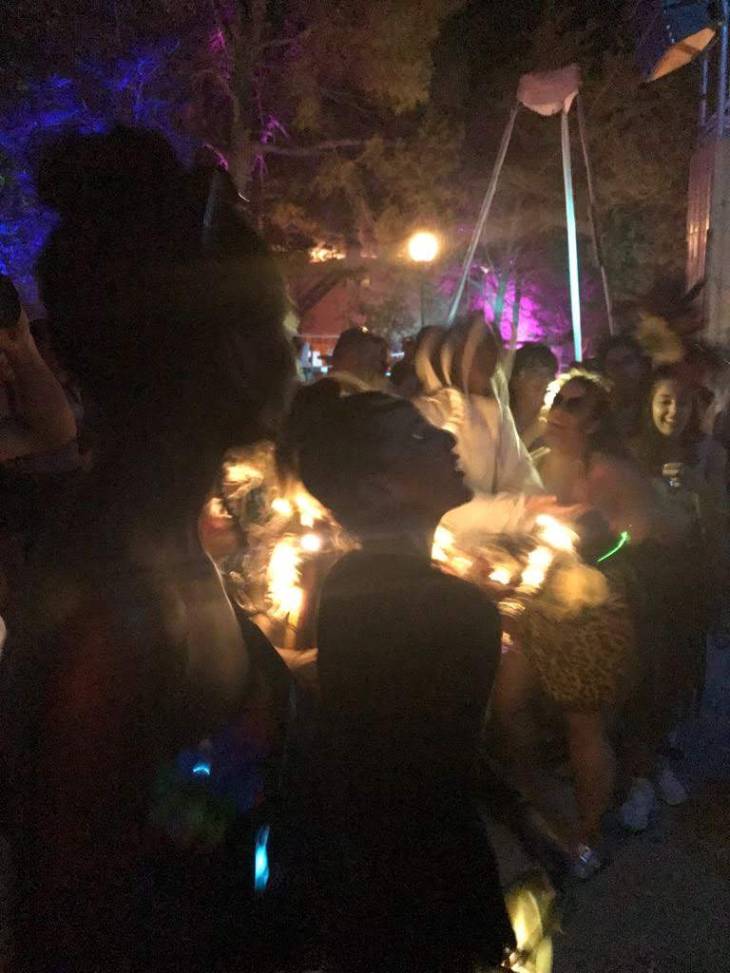 9C7485AC-EECD-4F71-BA0B-60132D08B7A0