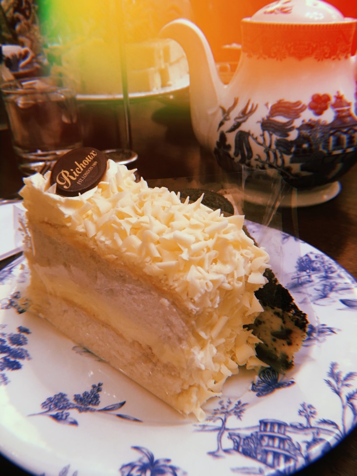 E5807D2C-6173-4DD2-9D6A-E2B62370D21B