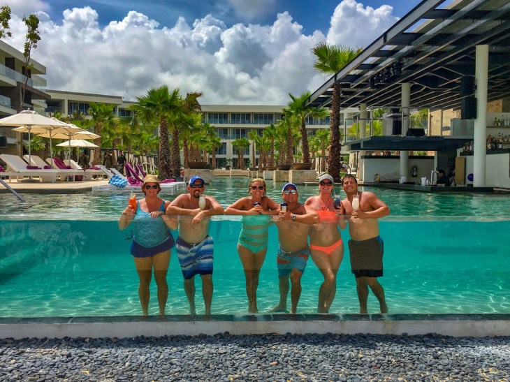 7452DB00-81A2-4872-A924-3F2F6D9F1362