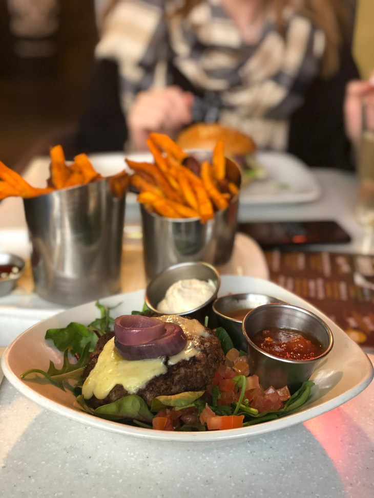 6B135895-0DCE-4A69-A1E9-873159258E2D